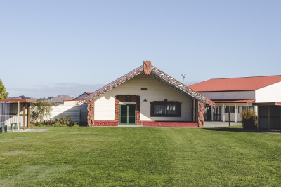 2007: Pukemokimoki Marae opens in Maraenui