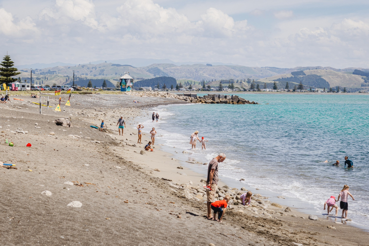 Ahuriri beach